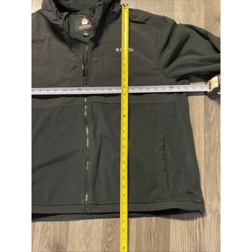 Zip-Up alaskan hardgear